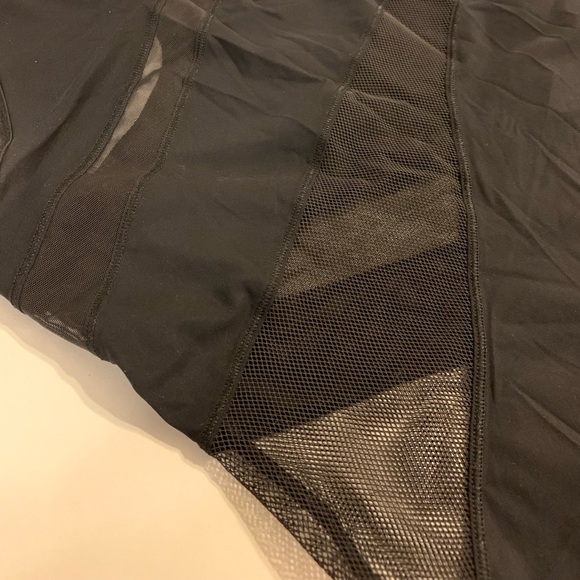 Lululemon Mesh In Motion Racerback - Picture 9 of 9